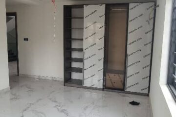 6-bedroom Fully Detached Duplex With 2 Rooms BQ