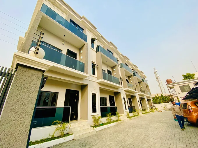 Tiara Shortlet Apartment in Lekki phase 1-