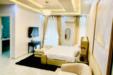 Tiara Shortlet Apartment in Lekki phase 1-