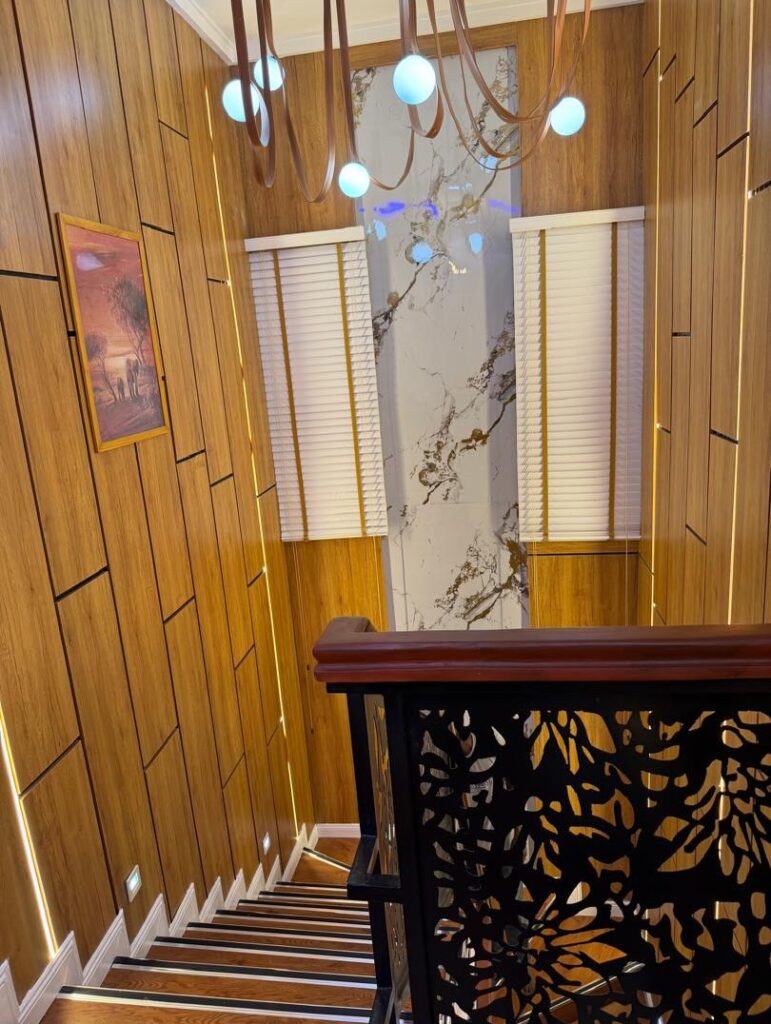 LUXURY 4-BEDROOM DUPLEX SHORTLET IN MAGODO PHASE 1