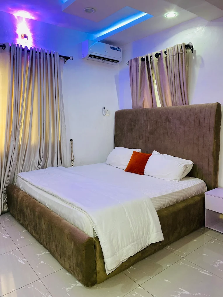 Shortlet Apartment In Lagos Mainland